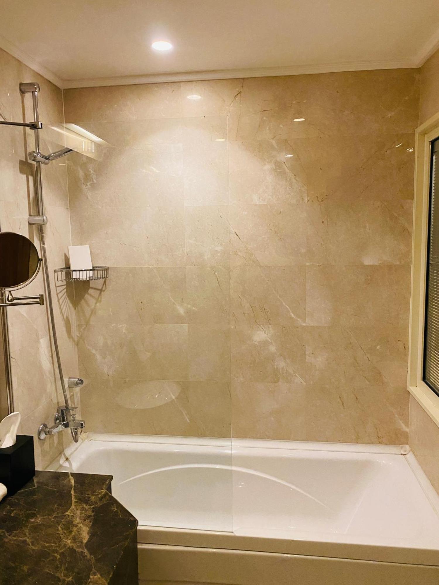 Karbala Rayhaan Hotel & Suites Esterno foto